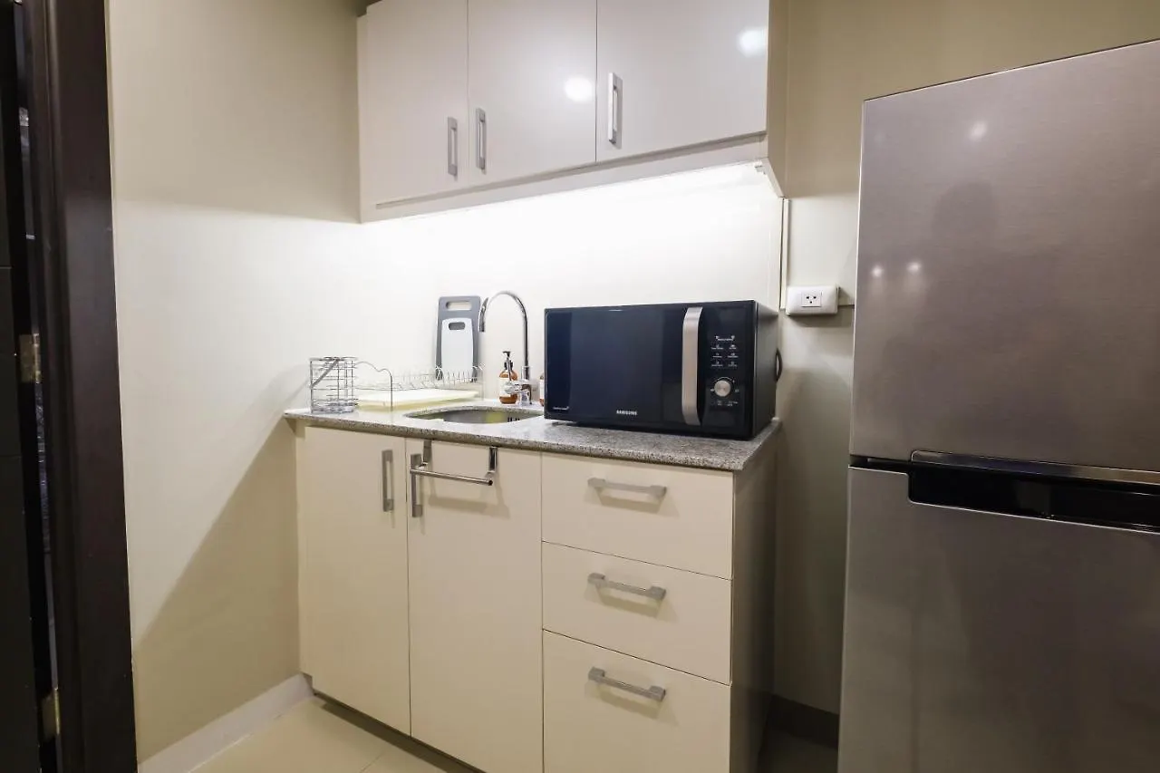 Spacious 2Br Apartment In Bgc With Workspace & Washer Manila