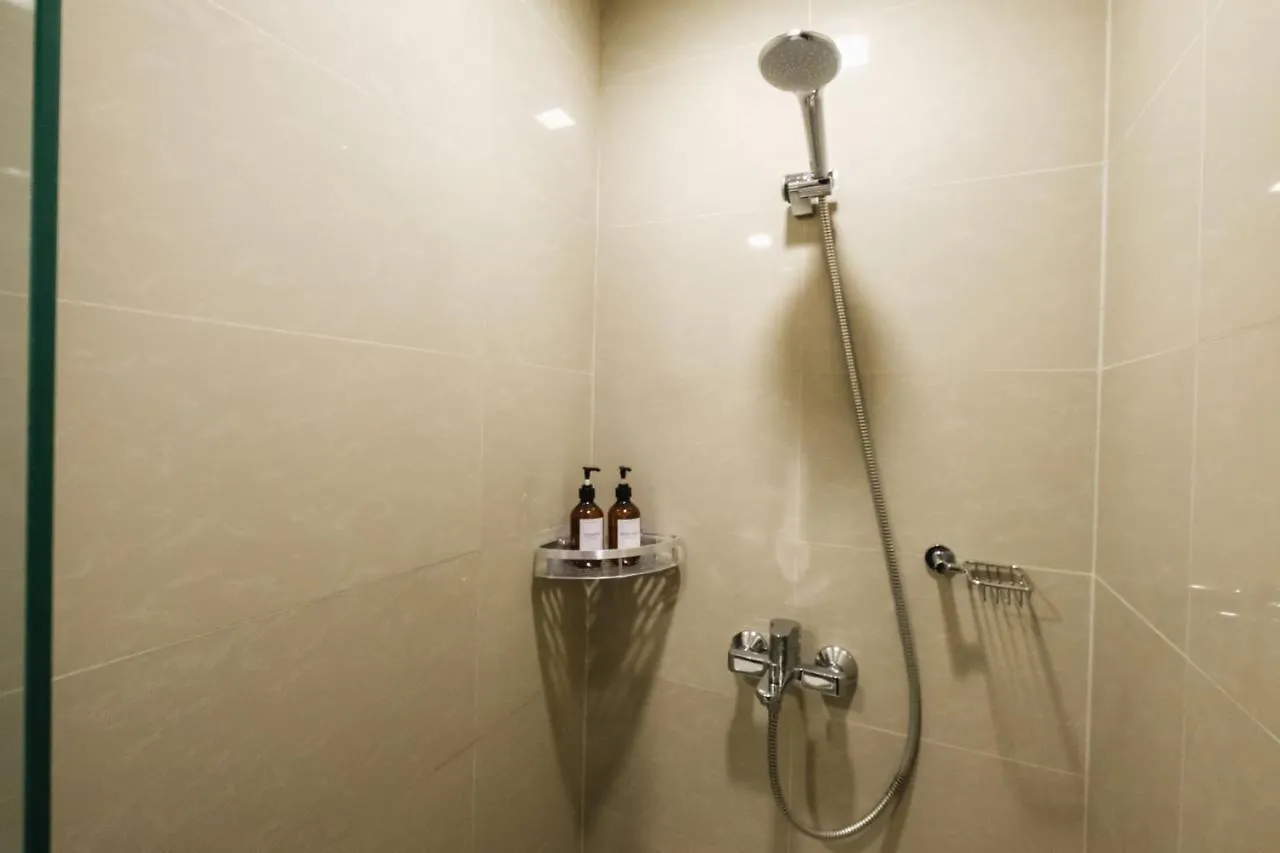 Spacious 2Br Apartment In Bgc With Workspace & Washer Manila Philippines