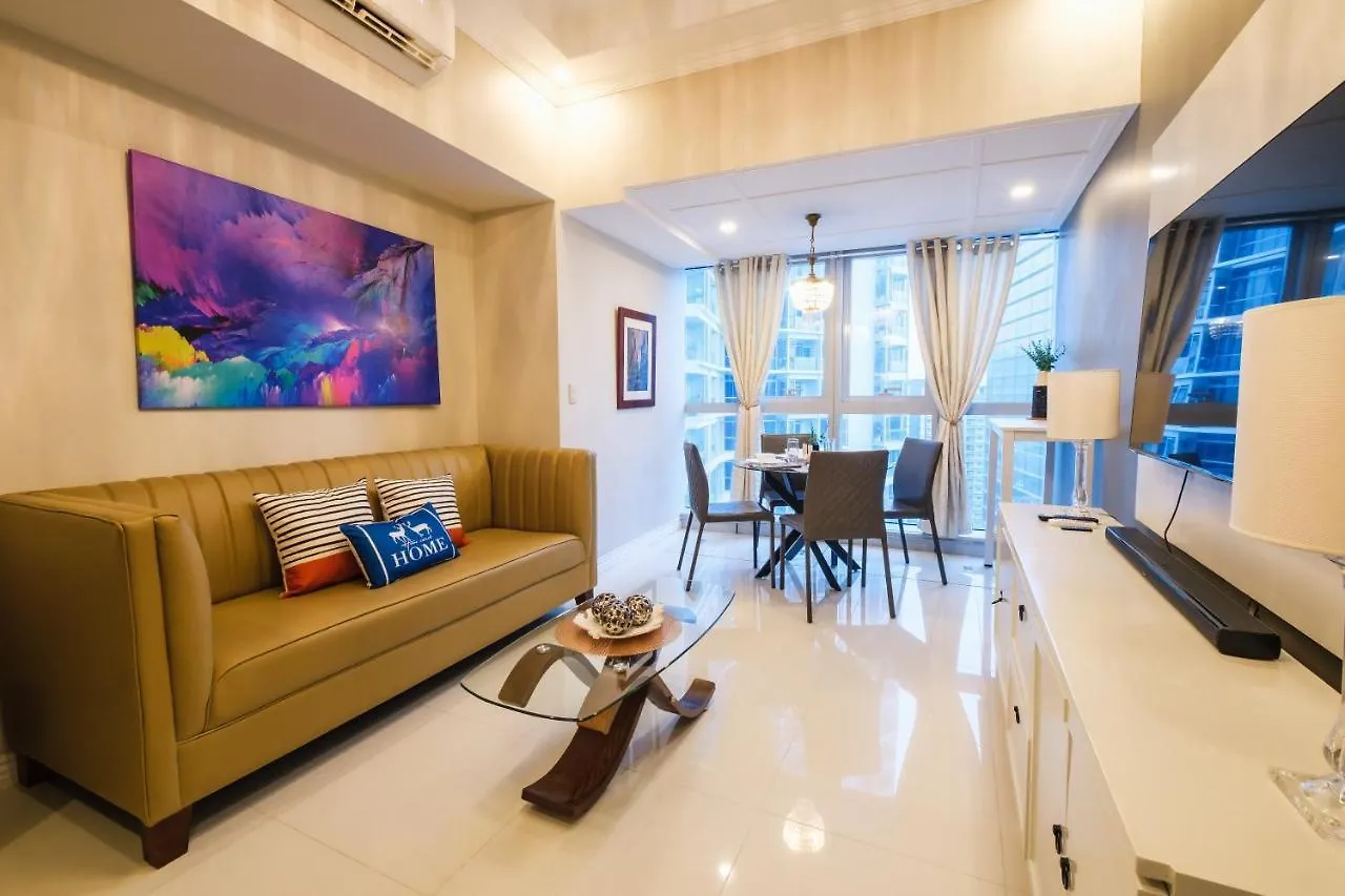 Spacious 2Br Apartment In Bgc With Workspace & Washer location